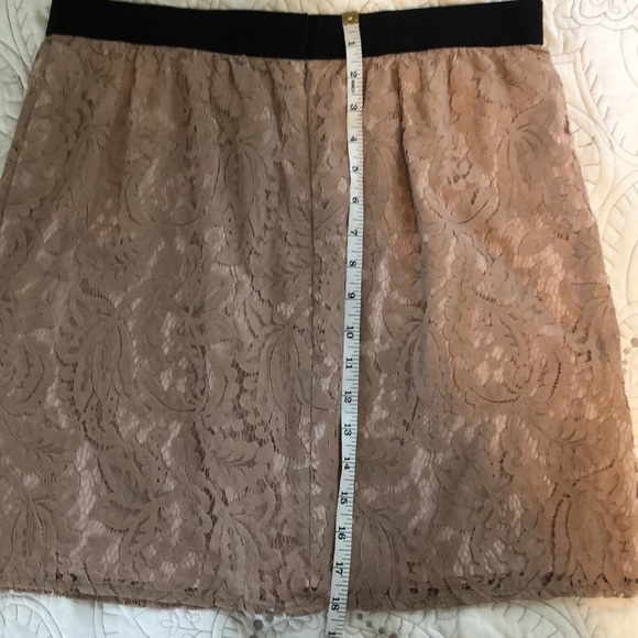 Loft Lace Overlay Blush Pink Tan Mini Skirt Size 8 - Picture 8 of 9